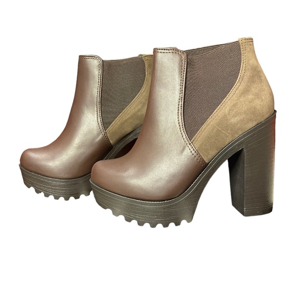 Stefano Di Roma Women's Brown Ankle Boots - Picture 5 of 10